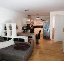 Neuwertige 2-Zimmer-Wohnung in Landshut mit Gartenanteil Neuwertige 2-Zimmer-Wohnung in Landshut mit Gartenanteil