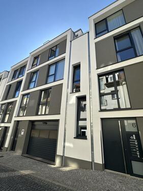 Foto - Hochwertiges Wohnen in Zentrallage? Greifen Sie zu! Neuwertige 3-Raum-Wohnung mit EBK