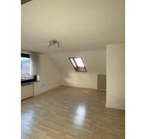 3 Zimmer Wohnung am Südhang - 950,00&nbsp;EUR Kaltmiete, ca.&nbsp; 88,00&nbsp;m&sup2; in Schwäbisch Hall (PLZ: 74523)