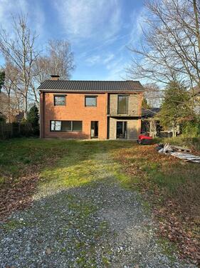 Foto - Einfamilienhaus mit großem Grundstück - 202425 kernsaniert