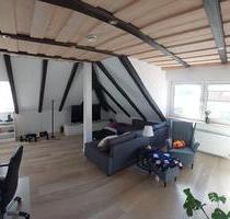2 12 Zimmer DG-Wohnung in Frankfurt-Schwanheim - Frankfurt am Main
