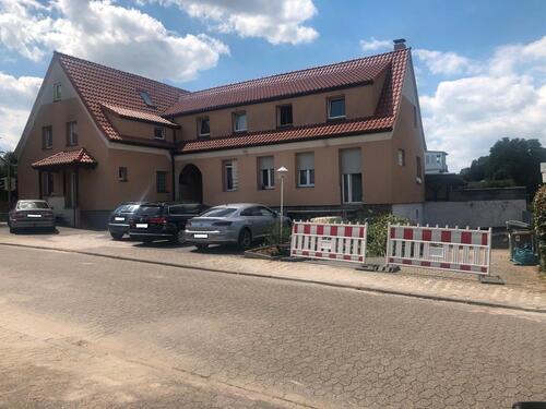 Foto - Drei Wohneinheiten-Kernsaniert-Ideale Kapitalanlage-Mehrgeneratio