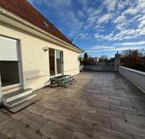 Herford Innenstadt, helle komplett renovierte 34 Zi.-Küche-Bad-Dachterrasse-Wohnung im 2.OG Denkmalschutzobjekt