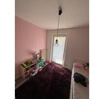 3 Zimmer Küche Bad + Balkon + Kellerraum und Wäscheraum - Osnabrück Dodesheide