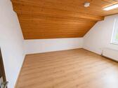 Foto - 1 Zimmer Dachgeschoßwohnung in Estenfeld