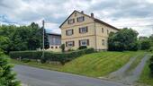 Foto - Resthof mit 2,19 ha Eigenland – Pferdehaltung, große Scheune
