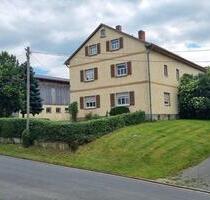 Resthof mit 2,19 ha Eigenland – Pferdehaltung, große Scheune - Neustadt bei Coburg