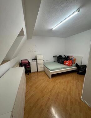 Foto - 2 Zimmer Dachgeschoßwohnung zur Miete in Heroldsberg