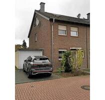 Einfamilien-Reihenendhaus mit Garage - Duisburg Baerl
