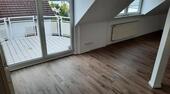Foto - Sonnige, helle 3-Zi.Dachgeschoss-Wohnung mit Balkon, Süd-West-Aus