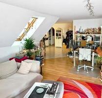 Aufwachen mit Aussicht – Etagenwohnung mit traumhaftem Balkonblick - Denkendorf