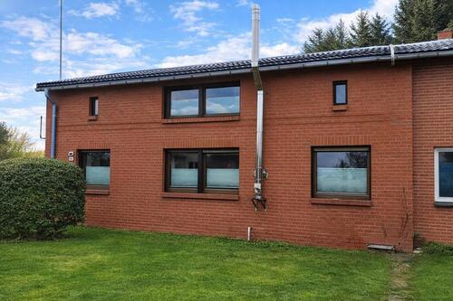 Foto - Große Doppelhaushälfte mit 1607m2 Grundstück