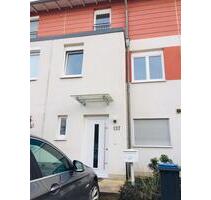 Reihenhaus in Köln Merheim mit Garten und Sonnenterrasse