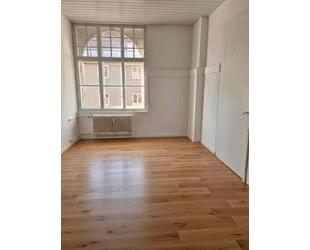 Praxis Büro Studio Tattoo Kosmetik zentral sonnig und hell - Obergünzburg