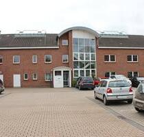 Kleve-zentrale Lage: 1 Büroraum mit gem. Küche, Sanitäranlage u. Stellplätzen; gute Verkehrsanbindung