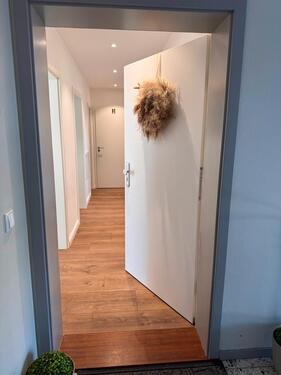 Foto - Große, gepflegte und helle Wohnung