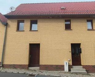 Gemütliches Einfamilienhaus mit viel Potential und großem Garten - Hecklingen