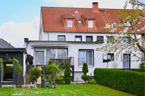 Foto - 5-Zimmer EG-Wohnung mit Garten, Terrasse & Garage zur Miete