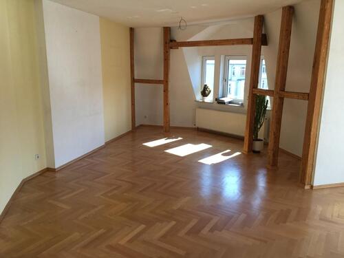 Foto - Geräumige 4-Zimmer Maisonette-Wohnung im 4. OG in Magdeburg-Stadt