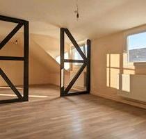 Schöne, helle 3-Zimmer-Dachgeschosswohnung – 60 m² in Remscheid.