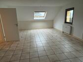 Foto - 3-Zimmer Wohnung, großes Wohnzimmer, Palletheizung, Solarthermie