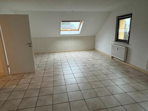 Foto - 3-Zimmer Wohnung, großes Wohnzimmer, Palletheizung, Solarthermie