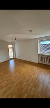 Foto - Großzügige 4-Zimmer-Wohnung Weisenheim am Berg