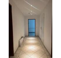 ZU VERMIETEN – 5-ZIMMER-WOHNUNG IN WADGASSEN