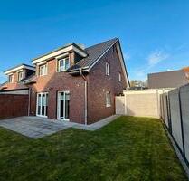 Haus 5 Zi Doppelhaushälfte KFW40 oder Büro-Wohnhaus zentral Stade