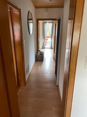 Foto - Gepflegte 2,5 Zimmer Wohnung m. Einbauküche u.Balkon teilmöbliert