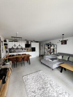 Foto - Neuwertige 2-Zimmer-EG-Wohnung mit großer Terrasse & Einbauküche