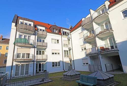 Foto - Galeriewohnung, sofort frei! Moderne 3 Zi.-Whg. mit Studio, Galerie, Balkon u. Tiefgarage