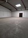 Foto - Lagerhalle im Gewerbegebiet Frankf. Weg (S34-0-29)