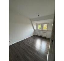 Gemütliche 2 Zi.-DG-Wohnung in Schleswig Süd. Ideal für Singles und Paare!