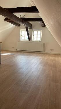 Foto - 2 Zimmer Dachgeschoßwohnung zur Miete in Homberg (Efze)