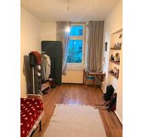 Wohngemeinschaft - 325,00&nbsp;EUR Kaltmiete, ca.&nbsp; 18,00&nbsp;m&sup2; in Karlsruhe (PLZ: 76135) Beiertheim-Bulach
