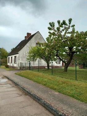Foto - Einfamilienhaus mit großem Grundstück
