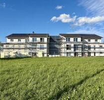 Erstbezug über den Dächern – 2-Zimmer-Dachgeschosswohnung mit Dachterrasse im Betreuten Wohnen! - Wehringen