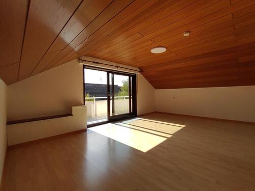 Foto - 2.5 Zimmer Dachgeschoßwohnung zur Miete in Winnenden