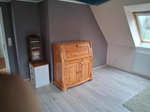 Foto - 2 Zi.,Küche+ EBK,Vollbad,Flur,Keller,Garten