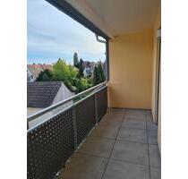 Helle 3-Zi-DG-Wohnung in Heppenheim (Bergstraße) zu vermieten Helle 3-Zi-DG-Wohnung in Heppenheim (Bergstraße) zu vermieten