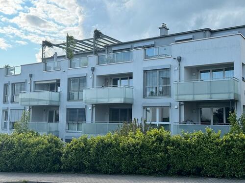 Foto - 3,5 Zimmer Wohnung mit eigenem Garten , großer Terrasse