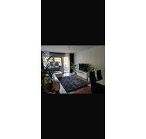 Helle 3 Zimmer Wohnung mit Balkon, EBK in Tegernheim zu vermieten