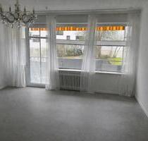 3-Zimmer-Wohnung mit Balkon & Tiefgarage – gepflegt & gut geschn. - Augsburg Lechhausen