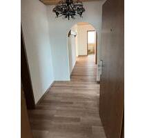 Vermietung einer schönen hellen Dachgeschosswohnung mit Dachterra - Völklingen