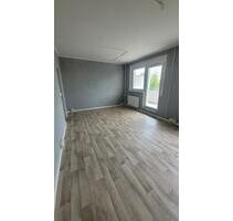 *** Charakterstark: moderne 3-RWE mit Betonelementen *** - Marienberg