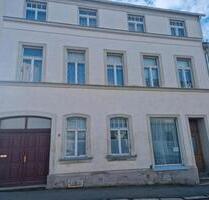 Reihenhaus in Ölsnitz - 55.000,00&nbsp;EUR Kaufpreis, ca.&nbsp; 300,00&nbsp;m&sup2; in Oelsnitz (Vogtland) (PLZ: 08606)