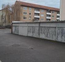 Garage zu vermieten - 68,00 EUR Miete, in Erlangen (PLZ: 91052) Am Anger