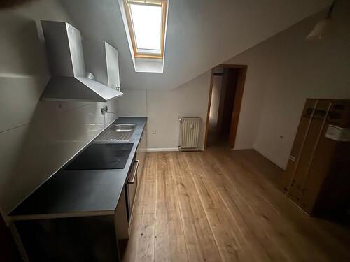 Foto - 2.5 Zimmer Dachgeschoßwohnung zur Miete in Duisburg