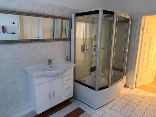 Foto - Dreizimmerwohnung - 920,00&nbsp;EUR Kaltmiete, ca.&nbsp; 90,00&nbsp;m&sup2;